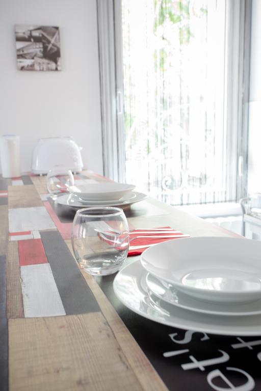 Lea Apartment Belgrado Esterno foto
