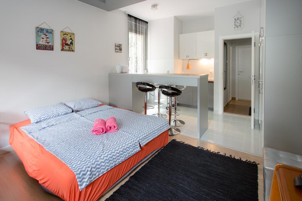 Lea Apartment Belgrado Esterno foto